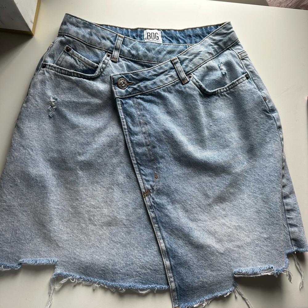 Urban Outfittera BDG Mini Faded Blue Denim Mini Skirt